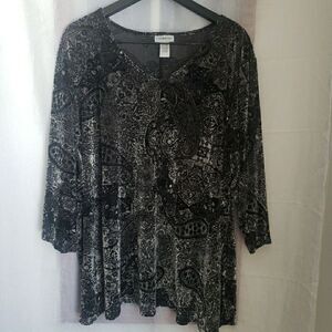 Catherines Women's Size 3X 26/28W Black Velvet Floral Blouse Top Whimsical